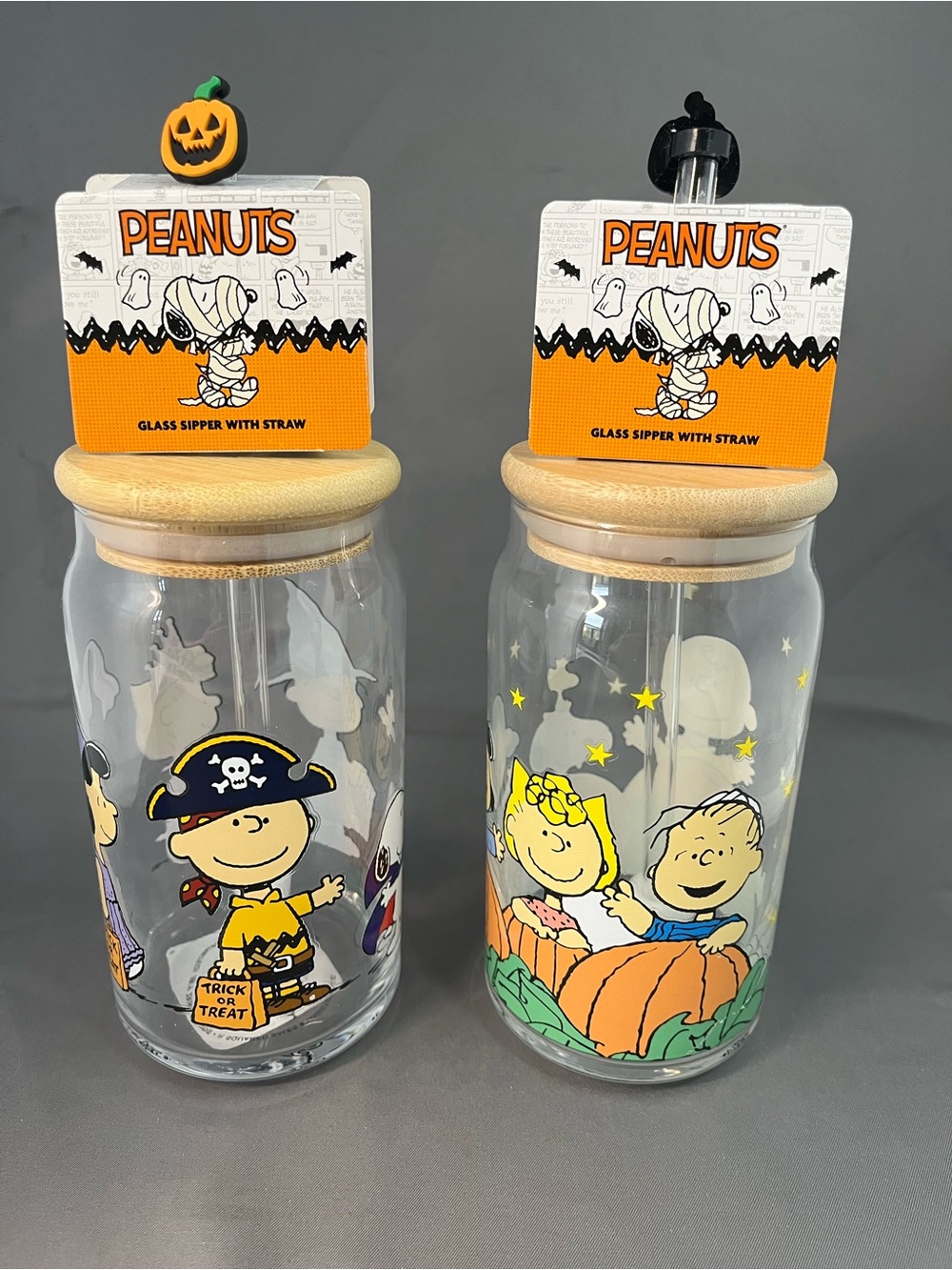 Peanuts Charlie Brown Snoopy & Gang Halloween Glass Tumbler Sipper Set